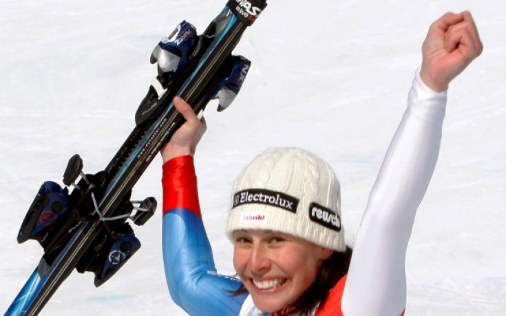 Доминик Жизен победи Линдзи Вон в супергигантския слалом