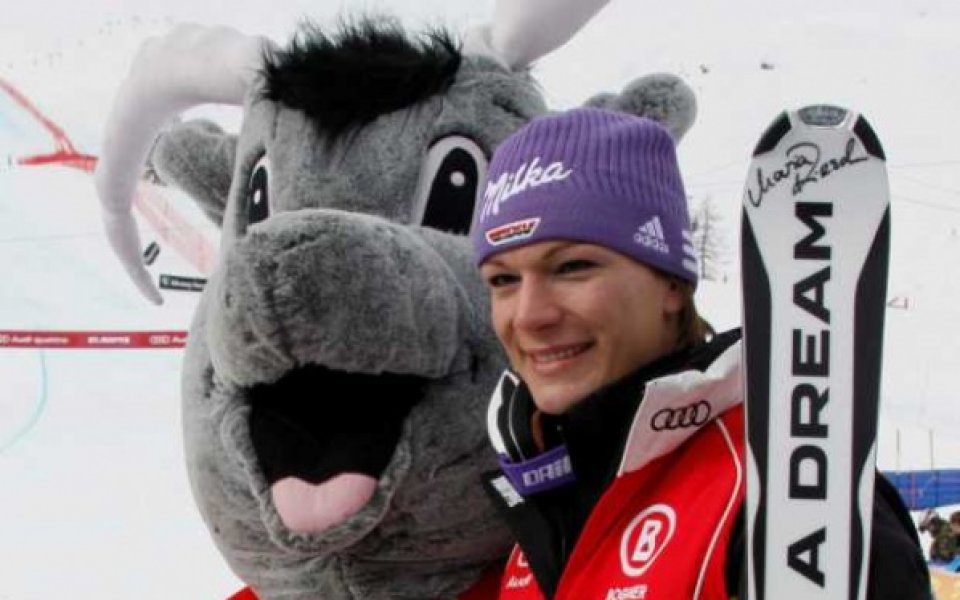 Мария Рийш спечели последното спускане за сезона