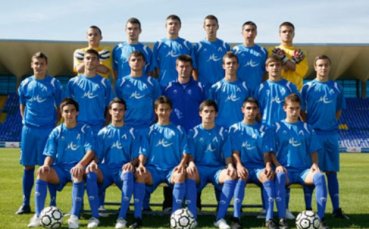 Юношите на Левски мачкат в Пловдив, чакат Литекс на финал