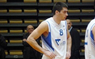 Славейков се връща в игра срещу Спартак