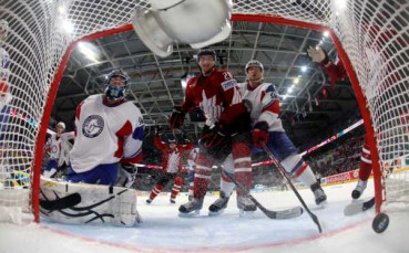 Канада се подигра с Норвегия на световното по хокей