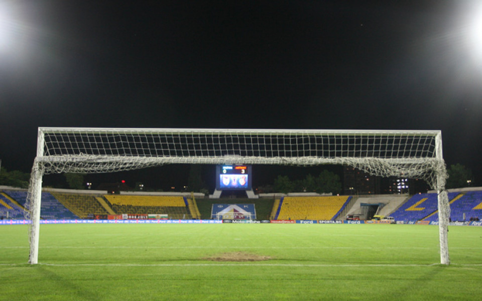 Само в Гонг – защо стадионите в София не са годни за мачове?