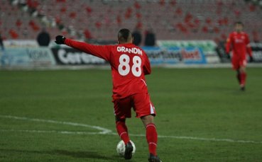 Гранден се върна в ЦСКА, чака го глоба по правилник