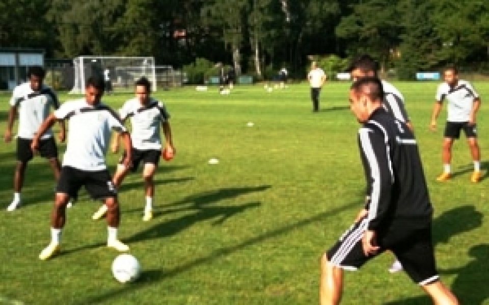 Ясен съставът на Литекс за Томск, Том и Барт правят фартлег