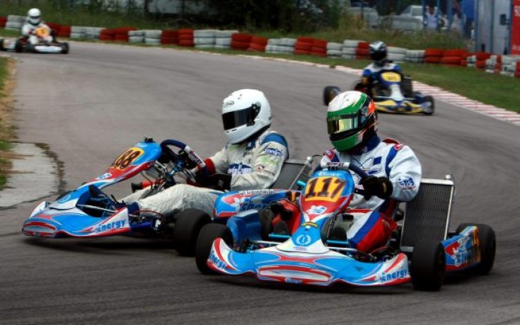 Арабаджиев с драматично второ място в Републиканското по картинг