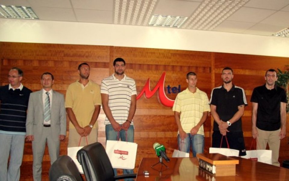 М тел награди Лукойл Академик за спечелената титла