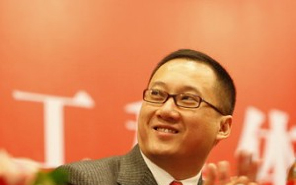 Хуанг дава 10-дневен срок на Ливърпул да приеме офертата му