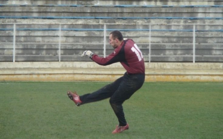 Акалски в групата за мача със Сливен
