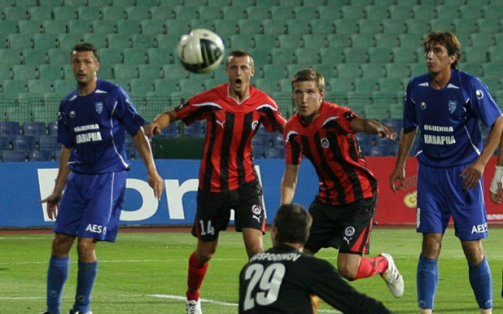 Локо Сф започна контролите с 5:1 във Варвара
