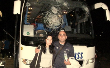 Репортер на Гонг пред „Афтон бладет”: Със съдиите се скрихме заедно от камъните