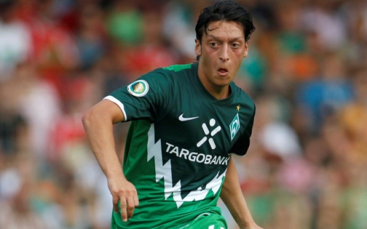 Уесли ще замени Месут Йозил във Вердер