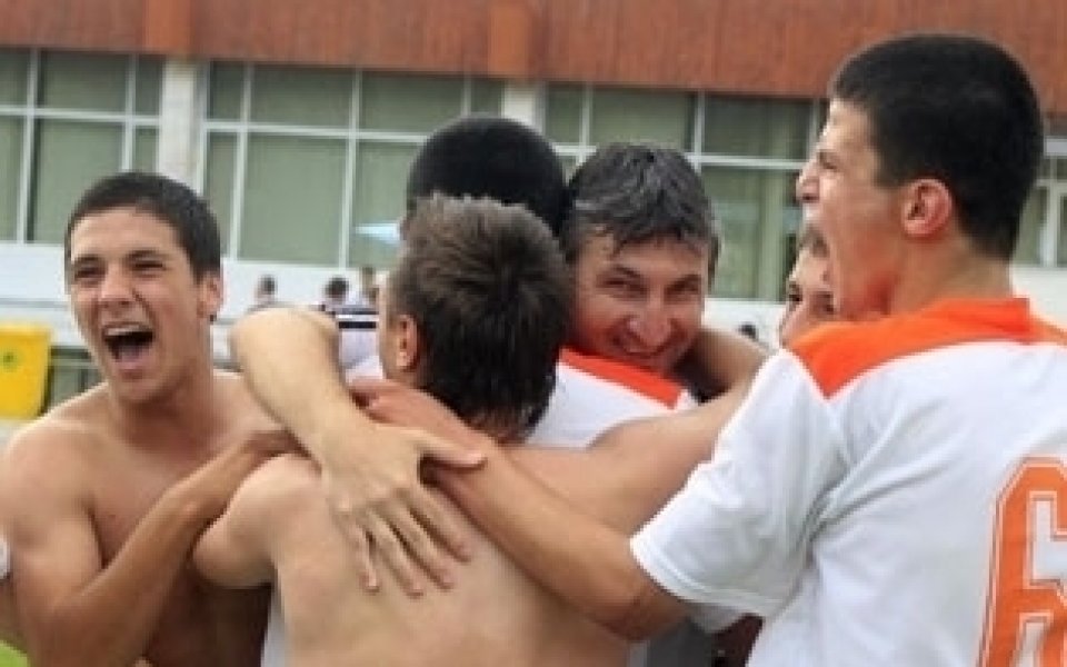 Юношите на Литекс взеха първи точки на Черно море