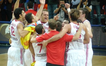 Наказателната акция на Турция продължава, ще има балкански полуфинал