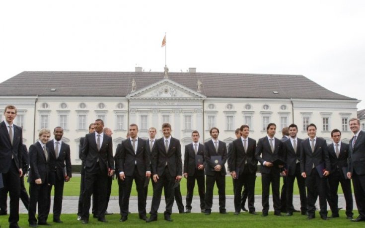 Бундестимът получи орден за заслуги от президента на страната