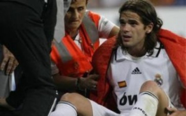 Гаго извън игра още месец