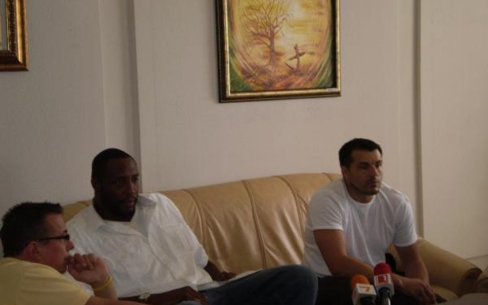 Левски срещу Лодърдейл в първия кръг на баскет-първенството