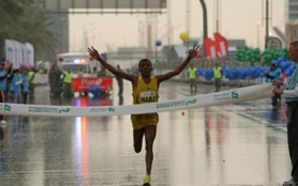 Гебреселасие планира да се състезава в олимпийския маратон в Лондон 2012