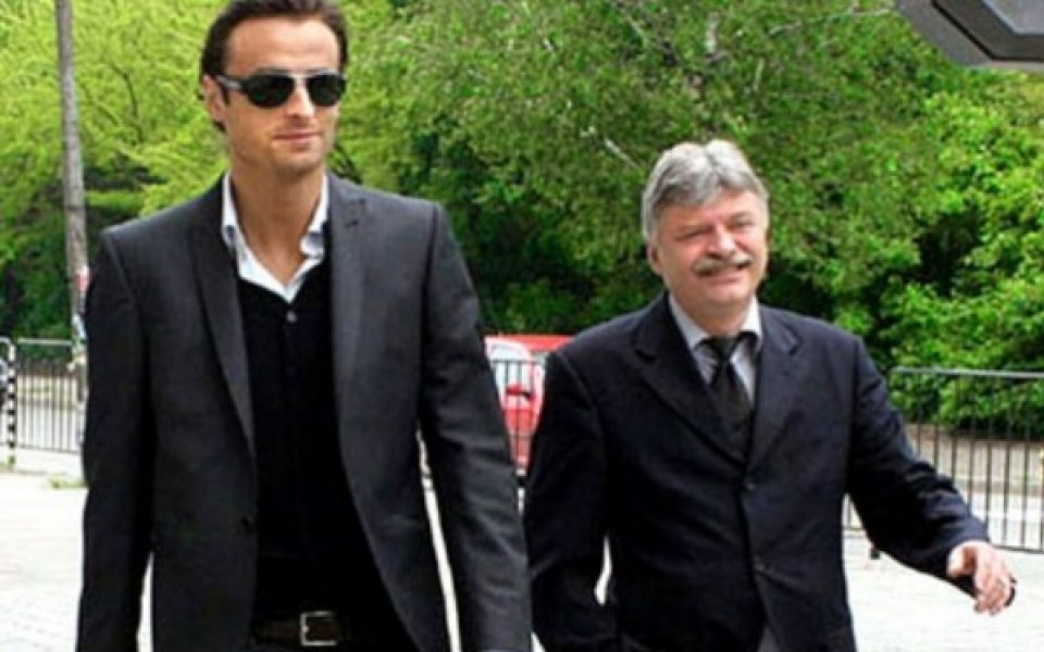 Данчев: Бербатов ще остане в Юнайтед до края на кариерата си