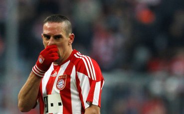 Ван Гаал доволен от Рибери