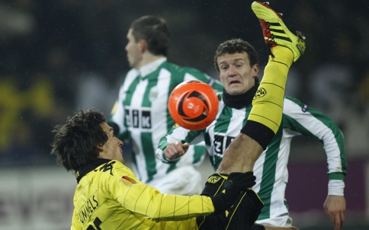 Байерн ще опита да си върне звезда на Борусия Дортмунд