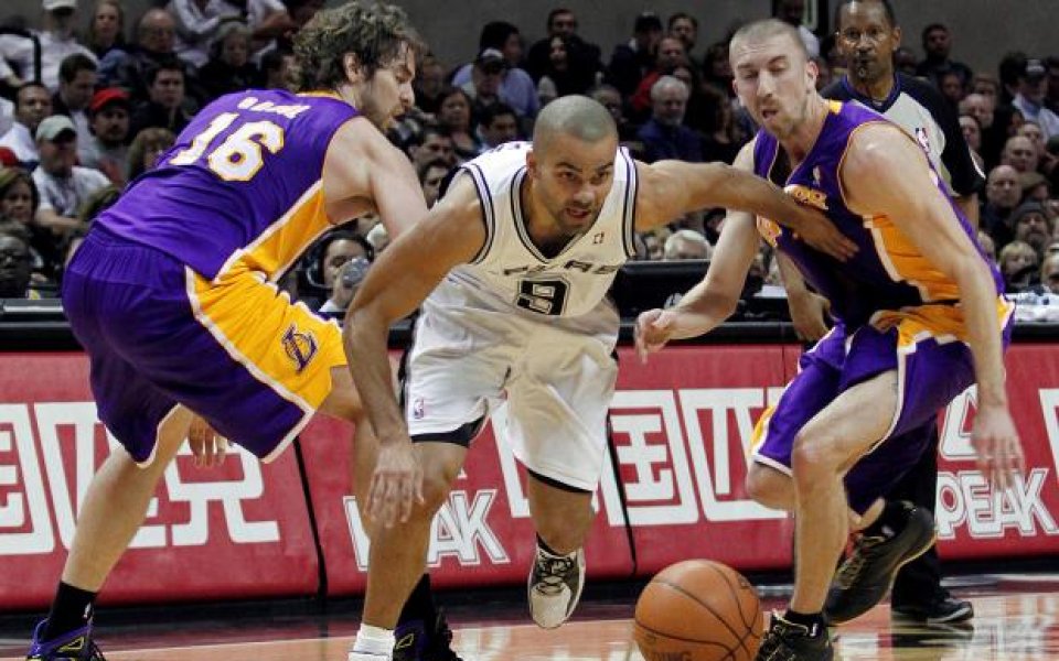 Шпорите биха шампионите