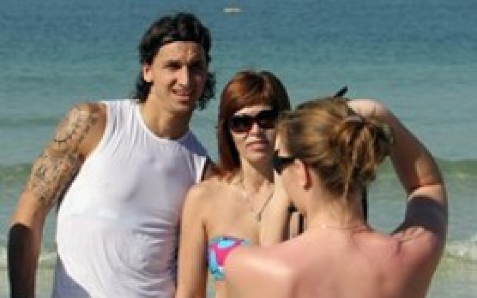 СНИМКИ: Студ кове Европа, Милан тренира по бански на плажа