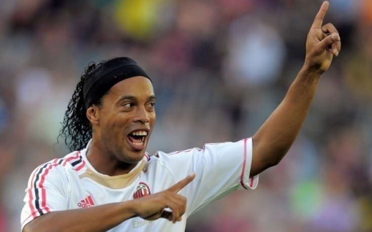 Блекбърн предложи 20 млн. паунда за Роналдиньо