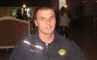 Спешна сбирка на шефовете на Миньор Перник
