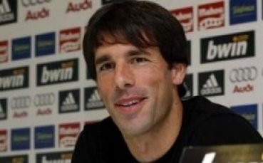 Хамбургер отново отхвърли офертата на Реал за Ван Нистелрой