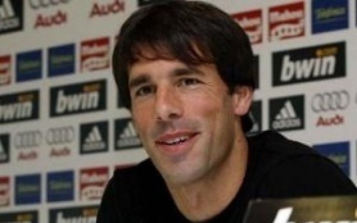 Хамбургер отново отхвърли офертата на Реал за Ван Нистелрой