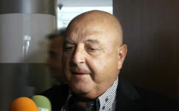 ВИДЕО: Венци Стефанов: Велев не е искал други нови играчи