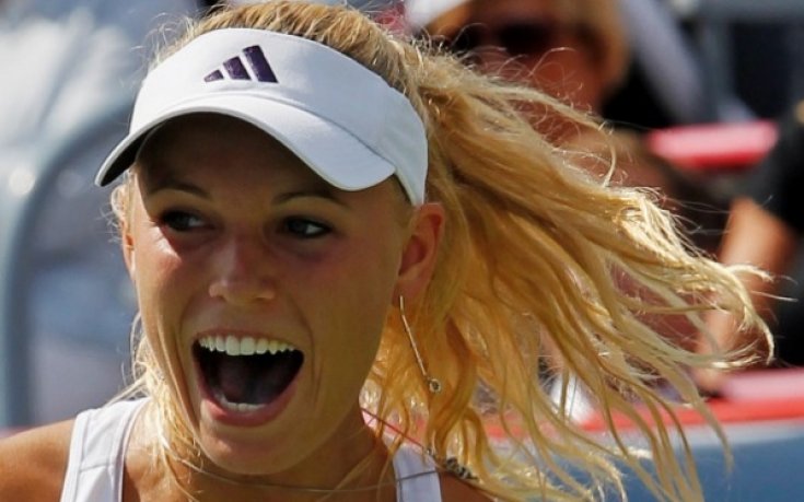 Возняцки се моли Торес да остане в Ливърпул