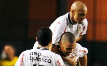 Фенове заплашват семейството на Роберто Карлос, той иска да напусне