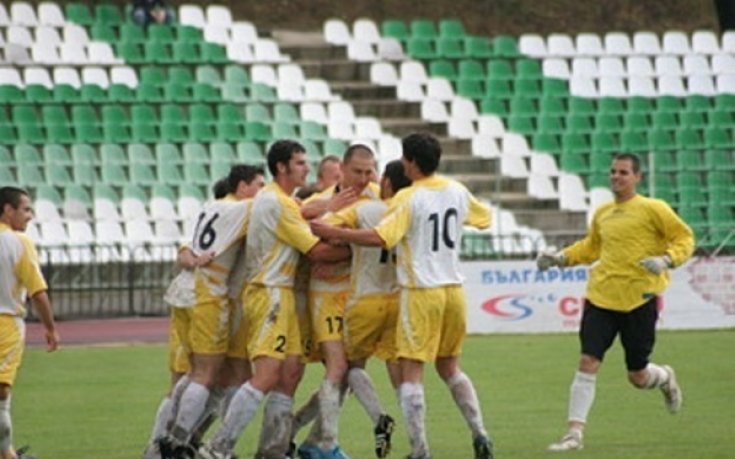 Академик завърши с хикс срещу арменци лагера в Анталия