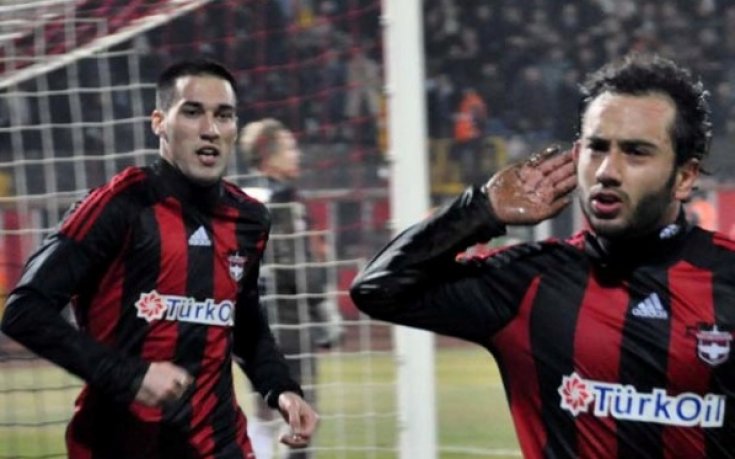 Уникален Попов при разгром над Иванков