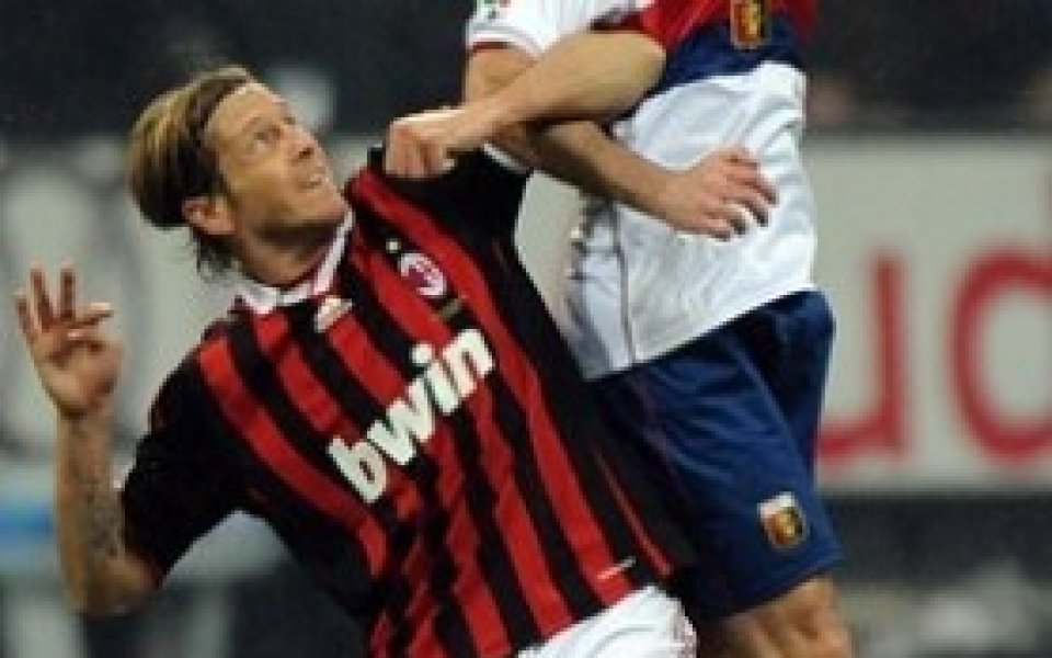 33-годишният Амброзини иска да продължи да играе в Милан