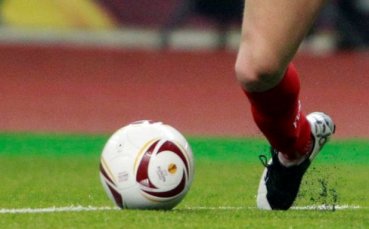 Футболисти от Б група пребиха домакина на отбора, за да откраднат 8 топки, не успяха