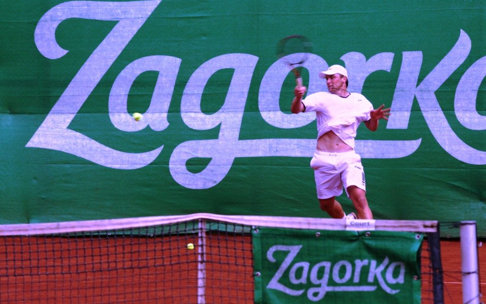 Грозданов отстрани фаворита в основната схема на Zagorka Tennis Cup