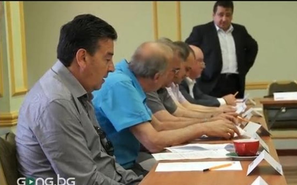 ВИДЕО: Клубовете ще си търсят по съдебен път над 2 млн. лева