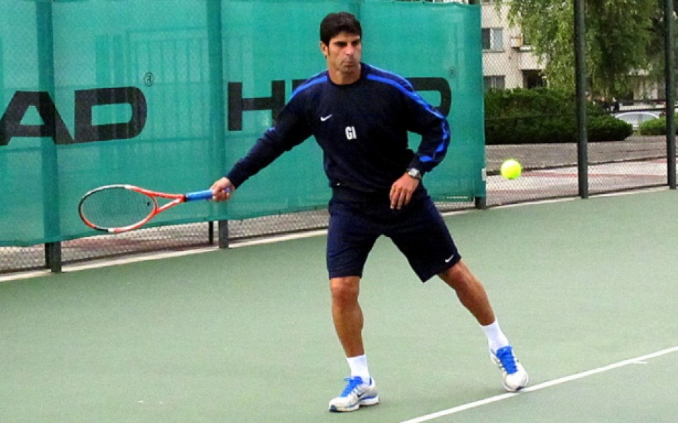 СНИМКИ: Гонзо си върна на Везенков и го би на тенис в Правец