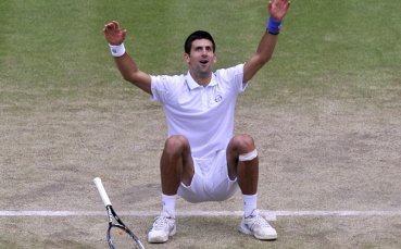 Новият номер 1 в света Джокович е на финал в Лондон