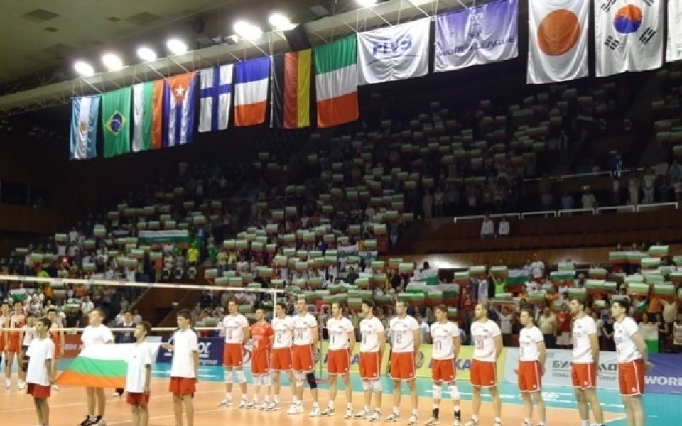По пътя към медалите: България почва с домакина Полша в сряда