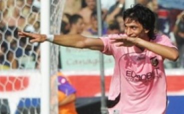 Палермо: Никаква размяна на играчи за Пасторе