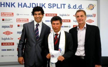 Балъков доволен от играчите си след загубата от Стоук