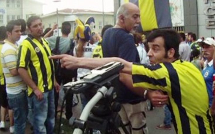 Вицепрезидентът на Фенербахче даде оставка след изваждането от ШЛ