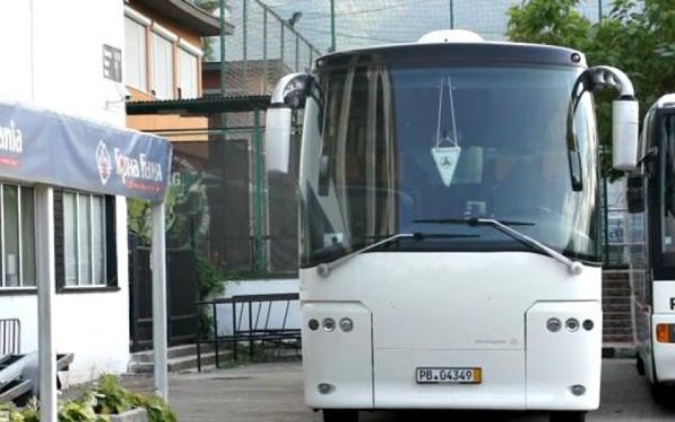 ВИДЕО: Луксозен автобус си купиха в Славия, сефтосват го за мача срещу Лудогорец
