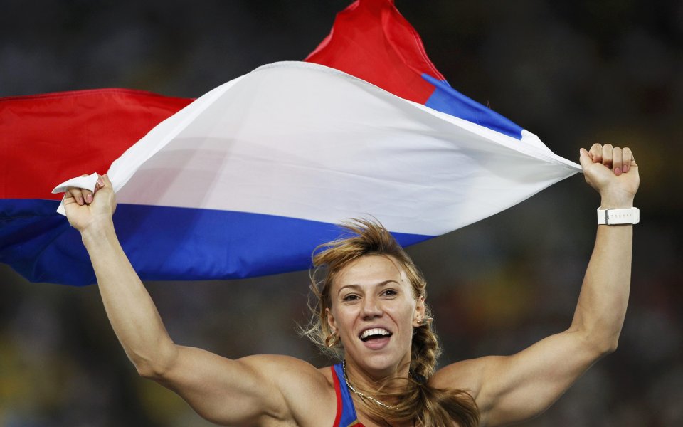 Рускиня взе титлата на копие с рекорд на световните първенства