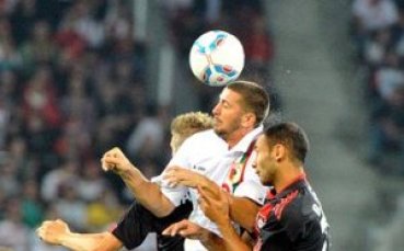 Леверкузен отнесе Аугсбург като гост