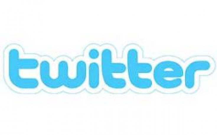 Предупредиха Бартън да внимава какво пише в 