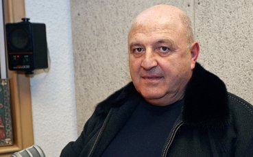ВИДЕО: Венци Стефанов: Лудогорец хваща и обработва съдиите